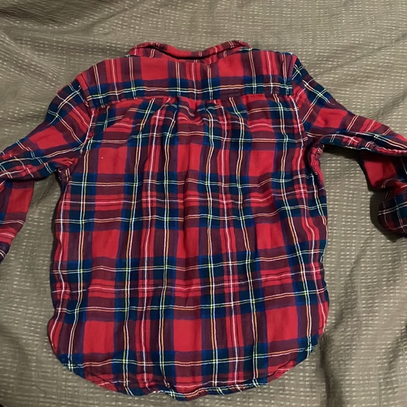 👶🏻5/$16 gap plaid shirt - Picture 4 of 4